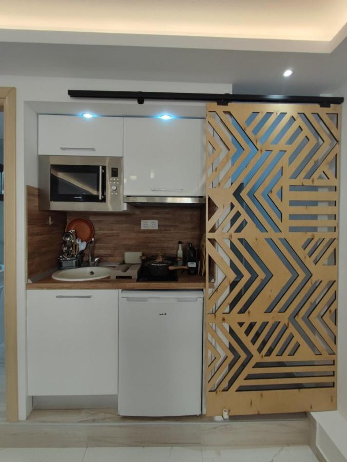 Theasis 3 Apartment Неос Мармарас Екстериор снимка