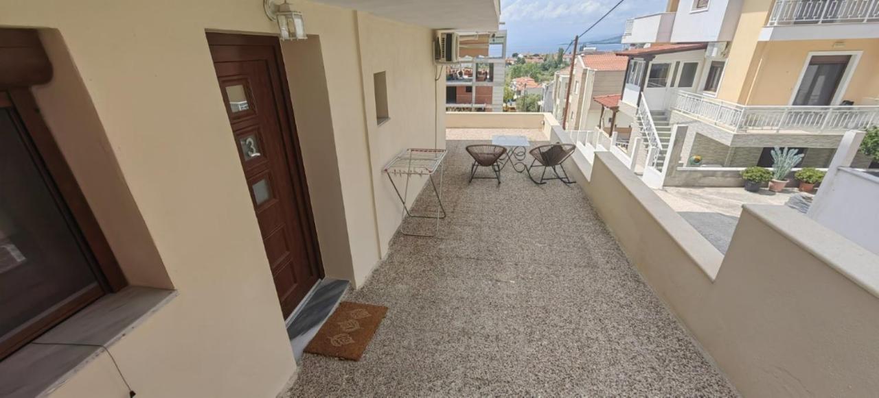 Theasis 3 Apartment Неос Мармарас Екстериор снимка